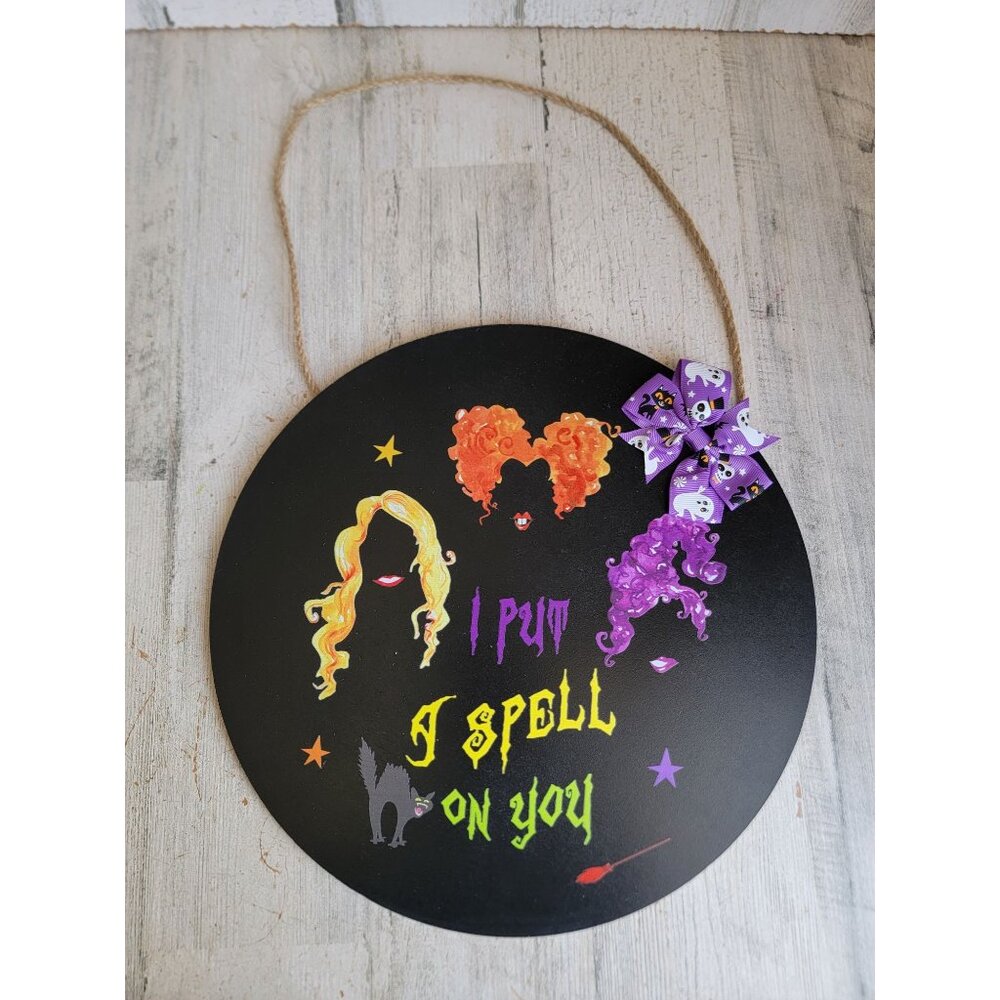Hocus pocus I put a spell on you Halloween hanging sign decor‎